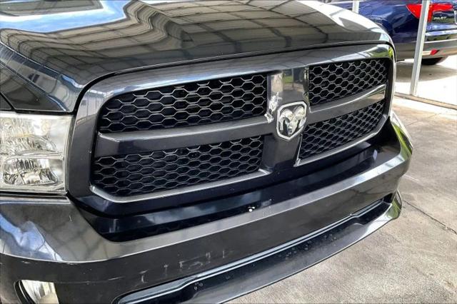 2017 Ram 1500 Express Crew Cab 4x4 5'7" Box