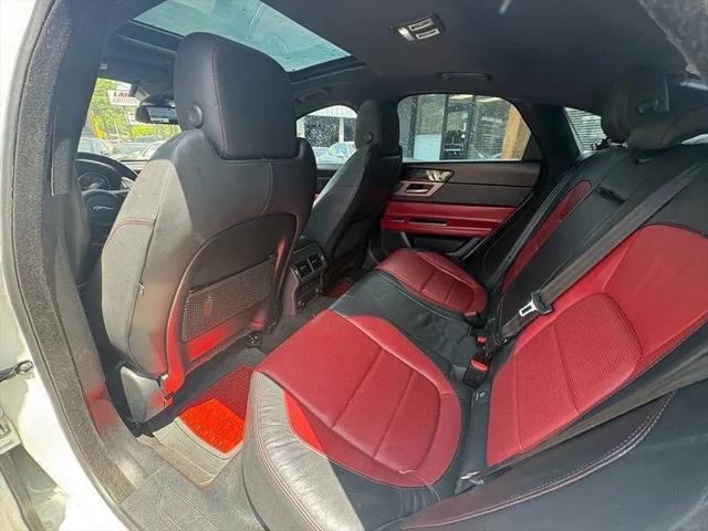 2017 Jaguar XF 35t R-Sport