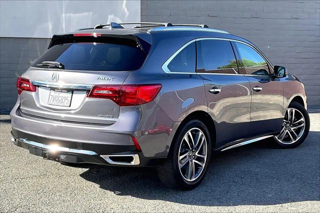 2017 Acura MDX w/Advance Package