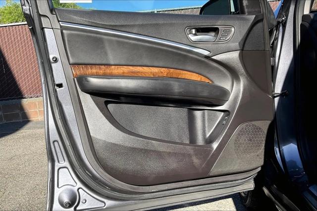 2017 Acura MDX w/Advance Package