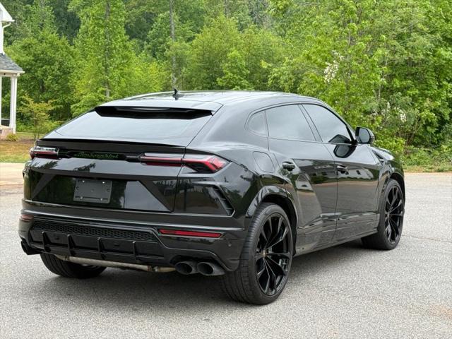 2020 Lamborghini Urus Base