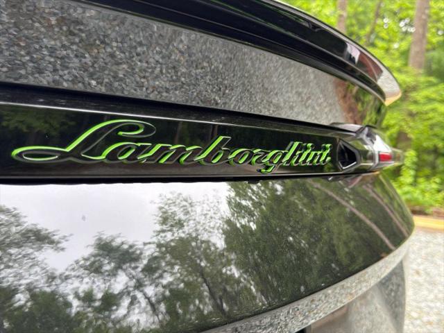 2020 Lamborghini Urus Base