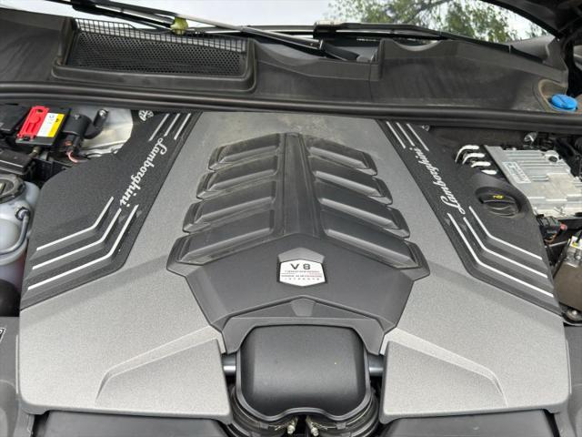 2020 Lamborghini Urus Base