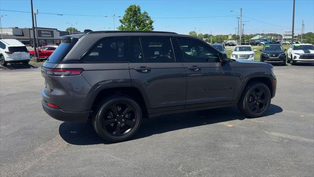 2023 Jeep Grand Cherokee Altitude 4x4