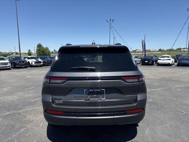 2023 Jeep Grand Cherokee Altitude 4x4