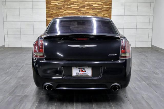 2014 Chrysler 300 SRT8