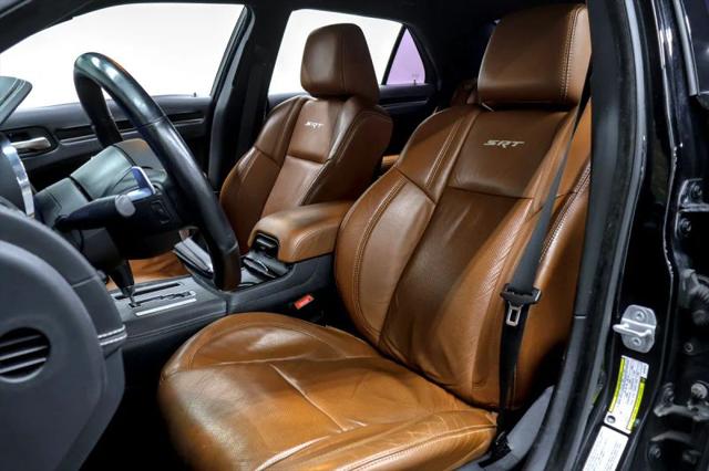 2014 Chrysler 300 SRT8