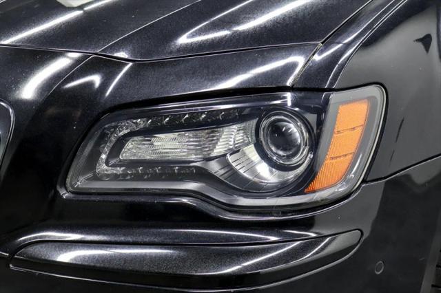 2014 Chrysler 300 SRT8