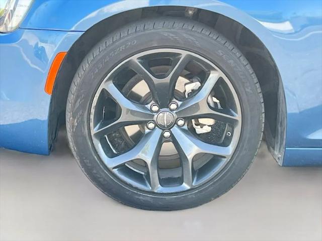2023 Chrysler 300 Touring