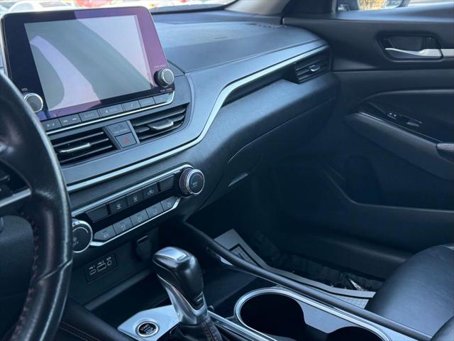 2024 Nissan Altima SR FWD