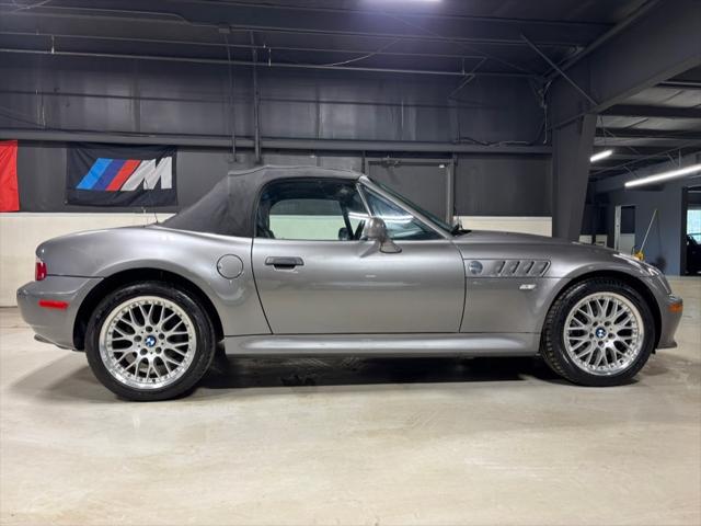 2002 BMW Z3 3.0i