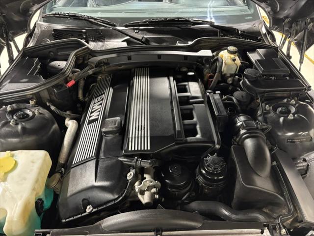 2002 BMW Z3 3.0i