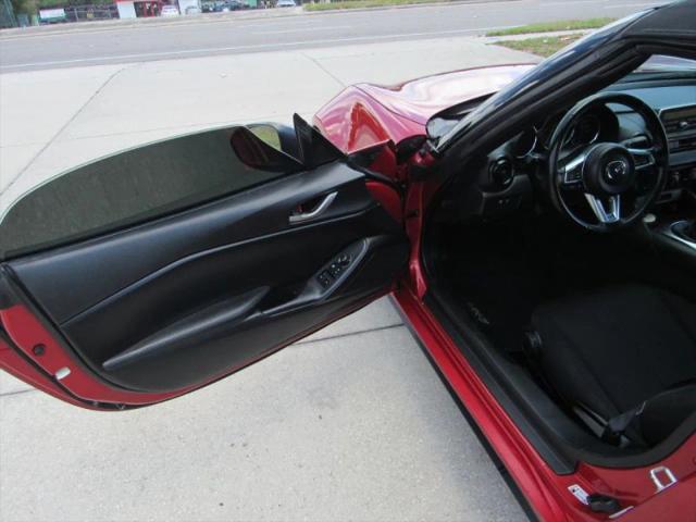 2016 Mazda MX-5 Sport