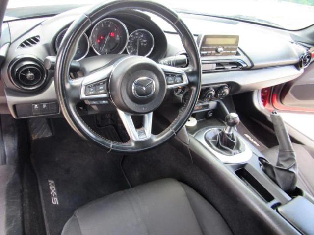 2016 Mazda MX-5 Sport