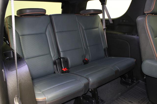 2025 GMC Yukon XL AT4 4WD