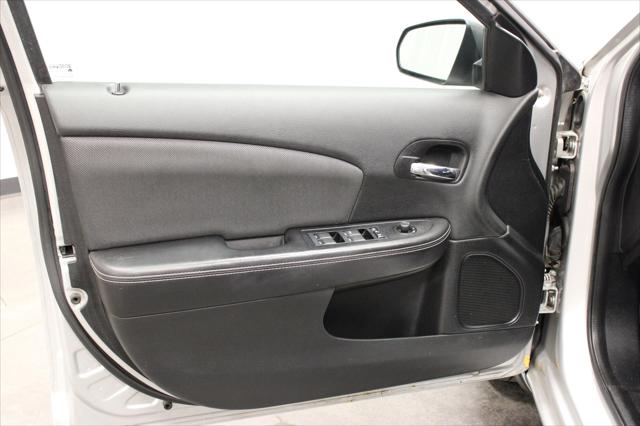 2012 Dodge Avenger SE