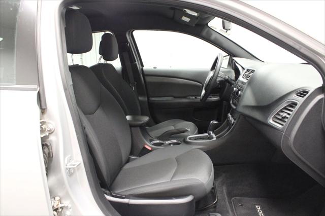 2012 Dodge Avenger SE