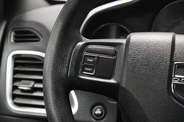 2012 Dodge Avenger SE