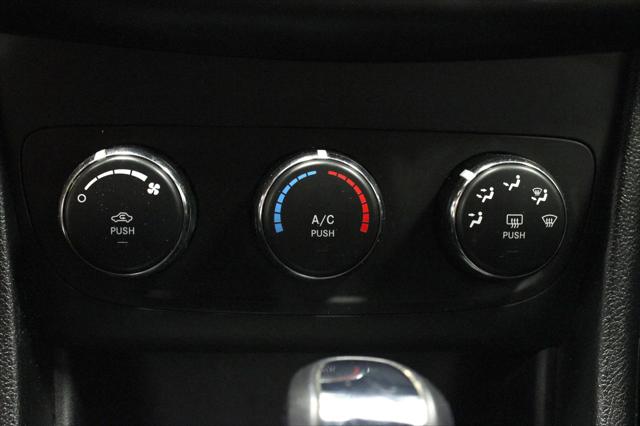 2012 Dodge Avenger SE