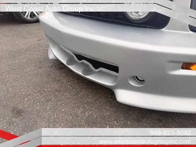 2005 Ford Mustang GT Deluxe