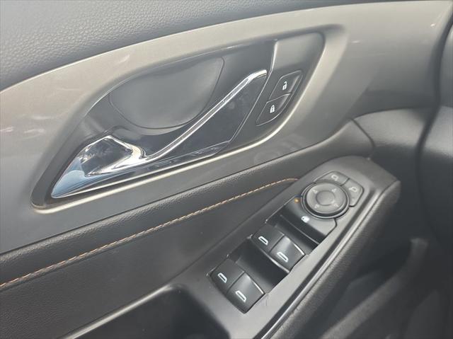 2020 Chevrolet Traverse FWD LS