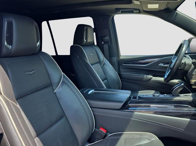 2022 Cadillac Escalade 4WD Sport