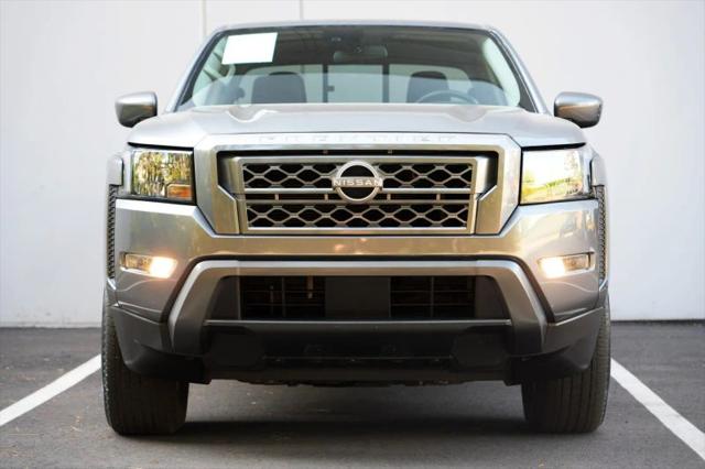 2022 Nissan Frontier Crew Cab SV 4x2