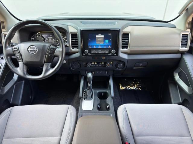 2022 Nissan Frontier Crew Cab SV 4x2
