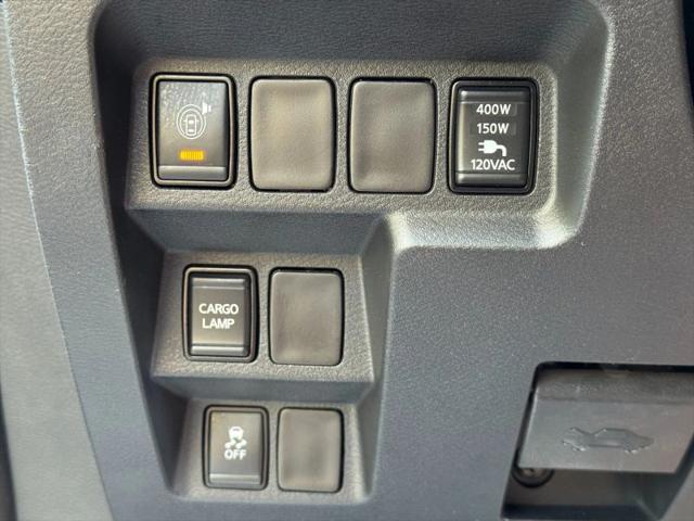 2022 Nissan Frontier Crew Cab SV 4x2