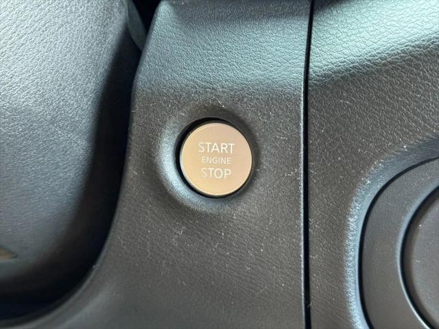2022 Nissan Frontier Crew Cab SV 4x2