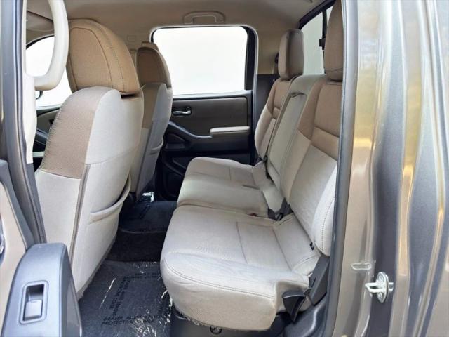 2022 Nissan Frontier Crew Cab SV 4x2