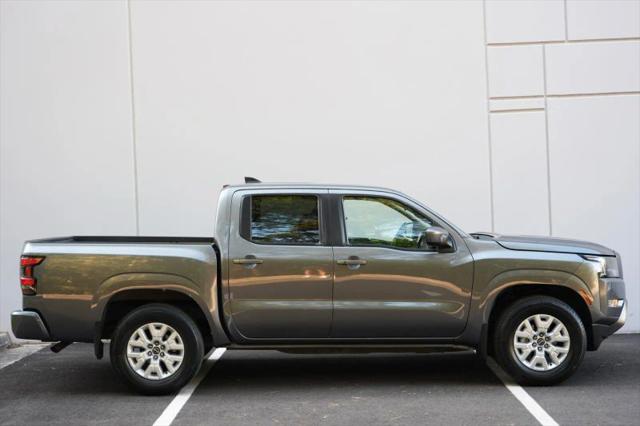 2022 Nissan Frontier Crew Cab SV 4x2