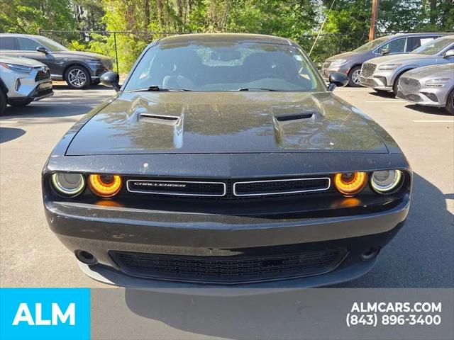 2015 Dodge Challenger SXT