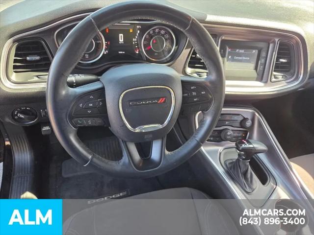 2015 Dodge Challenger SXT