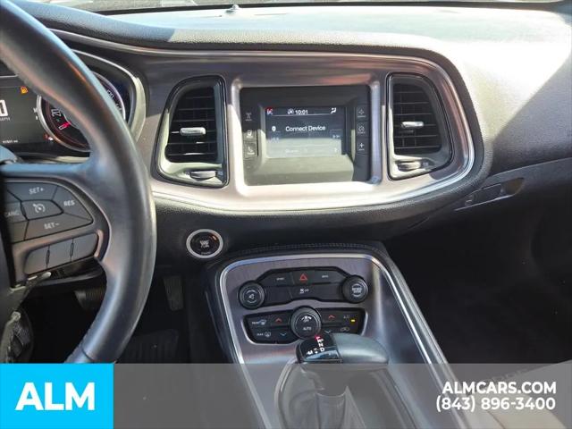 2015 Dodge Challenger SXT