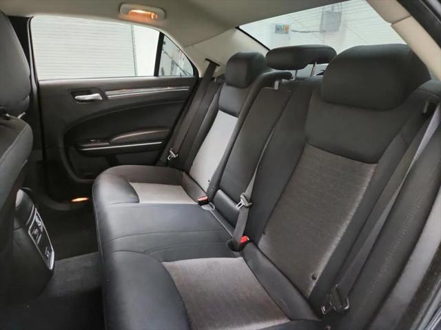 2019 Chrysler 300 Touring