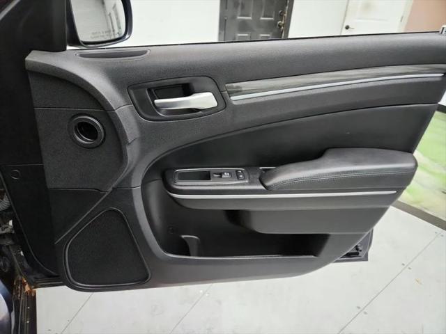 2019 Chrysler 300 Touring