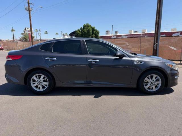 2017 Kia Optima LX