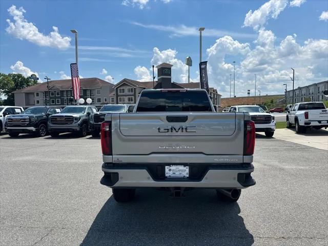 2026 GMC Sierra 2500HD Crew Cab, Standard Bed, Denali Ultimate, 4WD