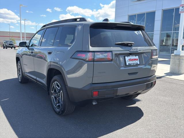 2026 Jeep Cherokee Laredo 4x4