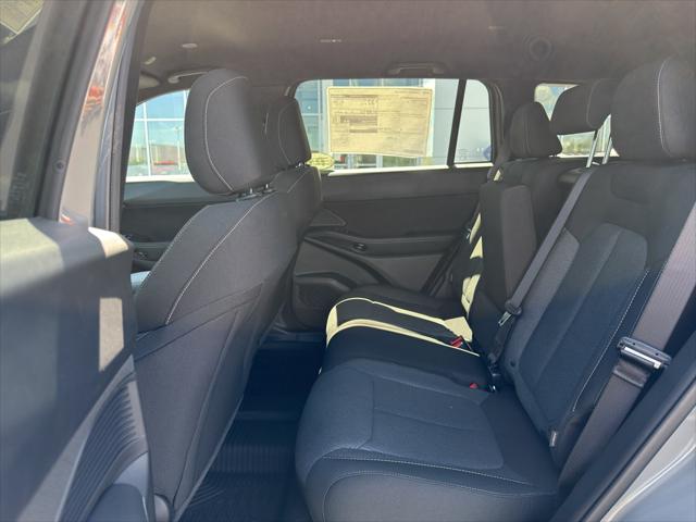 2026 Jeep Cherokee Laredo 4x4