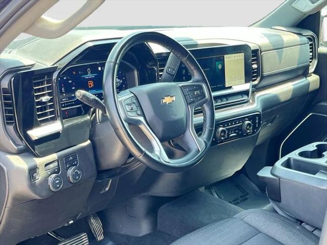 2023 Chevrolet Silverado 1500 4WD Crew Cab Short Bed LT with 2FL