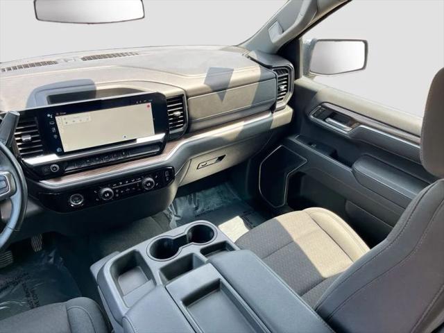 2023 Chevrolet Silverado 1500 4WD Crew Cab Short Bed LT with 2FL