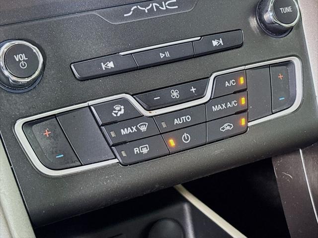 Used 2020 Ford Fusion SE For Sale in Olive Branch, MS