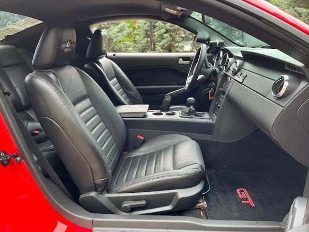 2007 Ford Mustang GT Deluxe