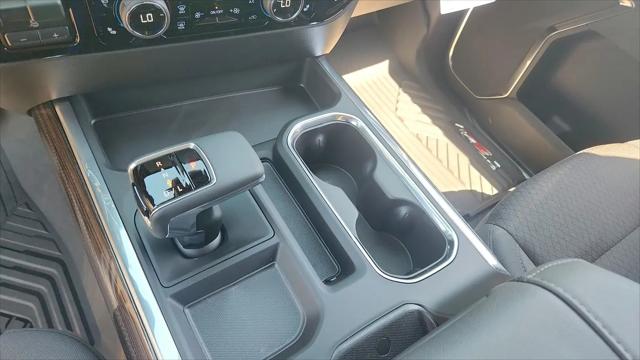 2026 Chevrolet Silverado 1500 4WD Crew Cab Short Bed LT Trail Boss