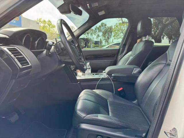 2020 Land Rover Discovery SE
