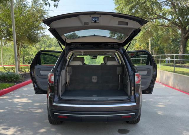 2017 GMC Acadia Base