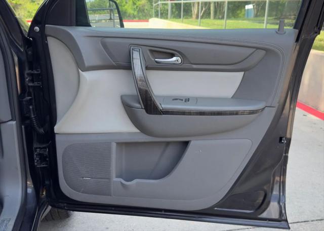 2017 GMC Acadia Base