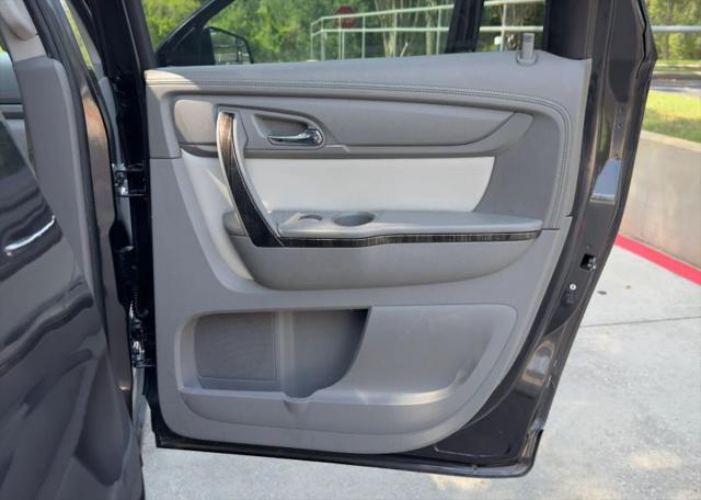 2017 GMC Acadia Base
